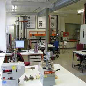 محیط آزمایشگاه